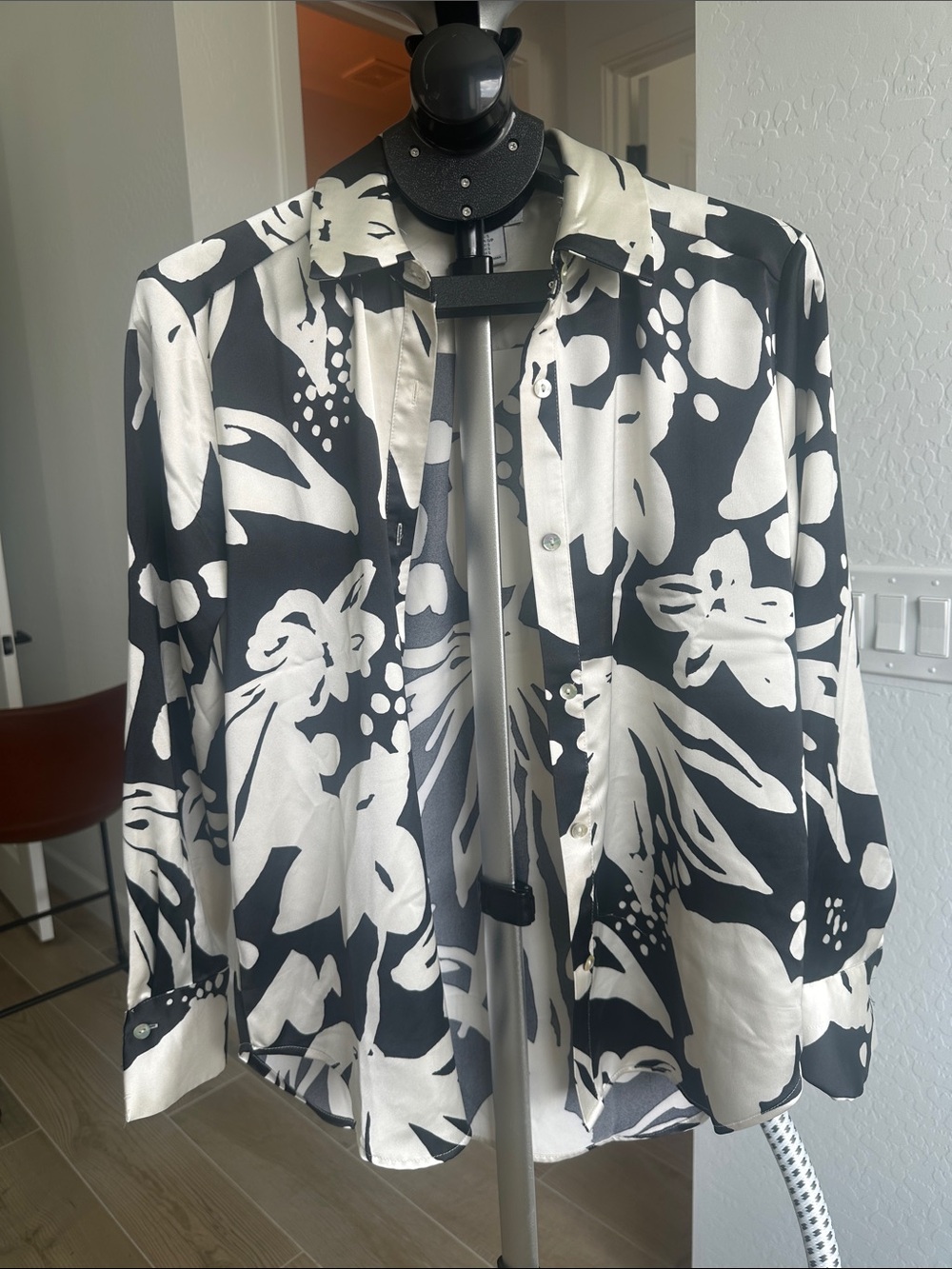 Rachel Zoe Black and White Floral Button-Front Silk Top